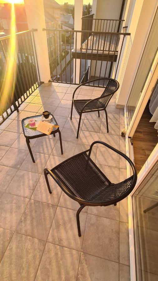 Sloneczny Apartament Warka Buitenkant foto