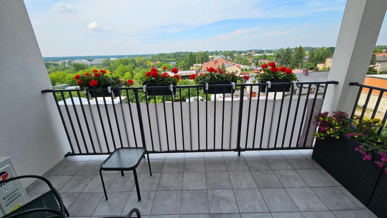 Sloneczny Apartament Warka Buitenkant foto
